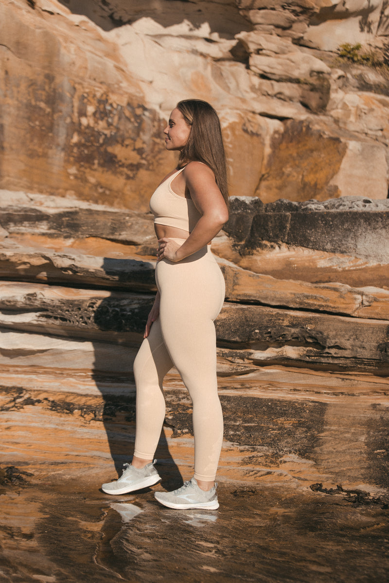 #1 BESTSELLING RIBBED SEAMLESS ACTIVEWEAR